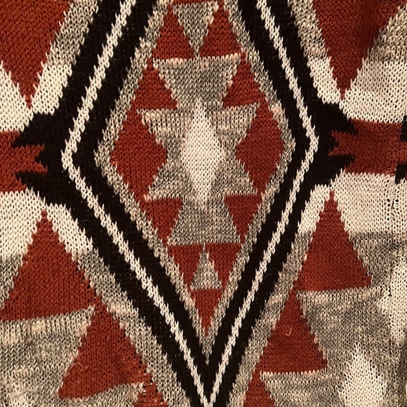 Aztec Print Long Sleeve Cardigan - Picture 3 of 3